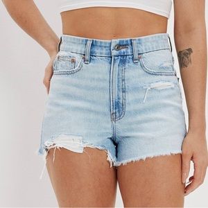 NEW AE STRIGID DENIM CURVY HIGHEST WAIST '90S BOYFRIEND SHORTS SIZE 4